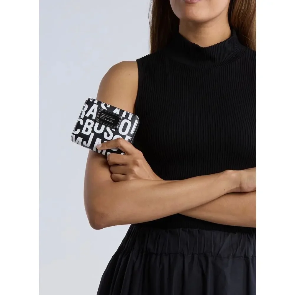 Marc Jacobs Jumbles Logo Wallet